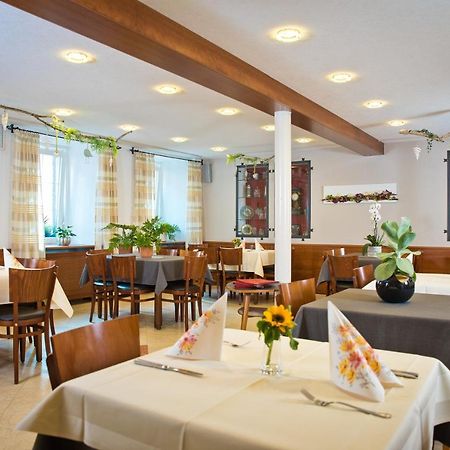 Gasthaus Loewen Hotell Tuttlingen Exteriör bild